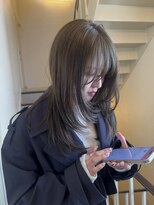 ユッカ 梅田(YUCCA)&nbsp;【 YUCCA 】大人可愛い20代/ダブルカラー/オリーブベージュ