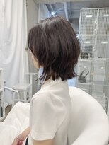 ネフ(NeF)&nbsp;カーキグレージュのミディアムアムレイヤー＊/ito