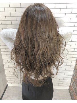 ルーナヘアー(LUNA hair) 『京都 山科 ルーナ』ベージュ×ベージュ【草木真一郎】