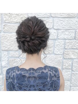 アリーナ 緑が丘店(arena) オシャレ女子の結婚式アレンジ♪