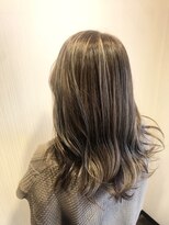 ヘアーアンドビュー ティーリタ 蕨(RITA)&nbsp;極細ハイライトグレージュ