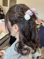 エフプロモーションフローラ(FLORA) 卒業式ヘアセット