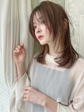 オブヘアー オモテサンドウ(Of HAIR OMOTESANDo) ミディアムレイヤー／顔まわりレイヤー／フェイスレイヤー