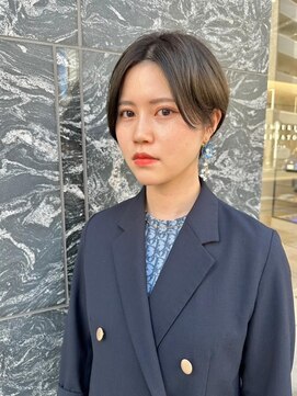 シシ 大宮(She 2.) 大人丸みショートボブ/マッシュショート/前髪/ベージュカラー