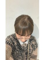 ガーランド (Garland) 透明感赤み消し柔らかいオリーブベージュカラー