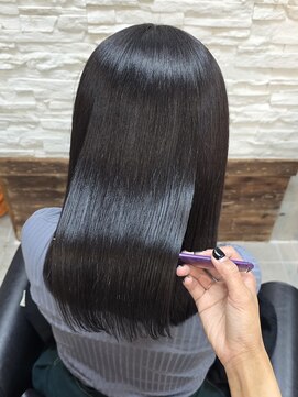 ラストーリア(La storia) 透明感と艶感抜群！アマランスカラー