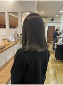 オリーブグレージュ