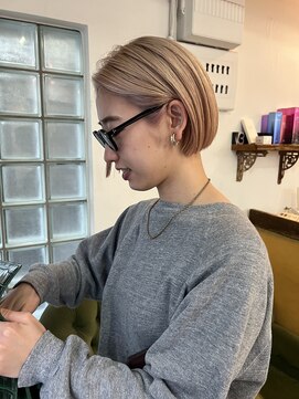 カウチ(Kauti) 耳にかけても可愛い！！コンパクトミニボブ！！