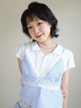 トナリ(tonari) レイヤーボブ 黒髪ショート ゆる巻きアレンジ【鹿児島中央駅】