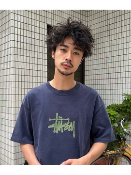 ヒュージ 三軒茶屋(huge) 少し長めのスパイキーショートパーマ