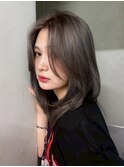 顔周りレイヤー暗めカラーグレージュロング韓国ヘア_F1083