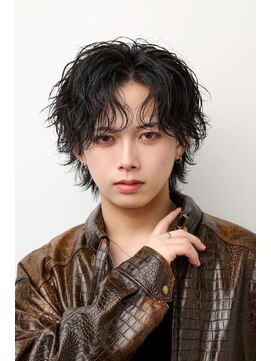 ブラック サッポロ(BLUCK SAPXOXO) men's大通駅眉毛ツイスパシャドウパーマメンズカットブリーチ