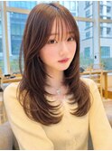 内巻きミディアムレイヤーカットミディレイヤーハッシュカット