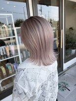 リードヘアーバイバンプ(Lead Hair by vamp)&nbsp;#クリーミーベージュ#外ハネ#レイヤー