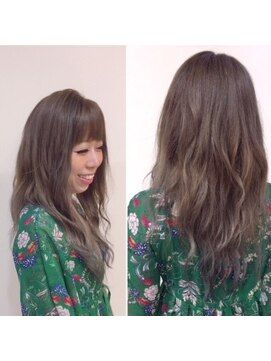 ベリー 足利店(Berry) カーキでグラデーションっぽく