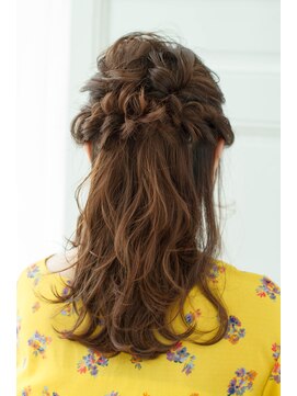 レジナヴィータ 栄(Reginavita) 【Reginavita栄】ゆるふわハーフアップ@小野