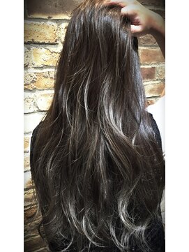 シャル オカチマチ 上野御徒町(shalu) 【shalu 渡邊翔一】大人セクシー☆プラチナハイライトグレージュ