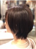 柔らかいツヤサラショート