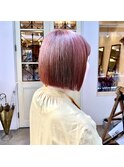 “ノーブリーチ　ピーチレッド×ボブ”中西英美子