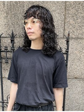 ヘン(hen) 【hen南船場】メンズウルフパーマ