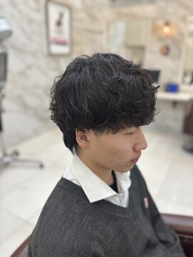 ティンク 関内(Tink) マッシュウルフソフトスパイラルパーマ