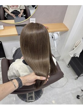 アイズ 横浜(IS) [YASU指名]ベージュカラー/ミルクティーベージュ/横浜