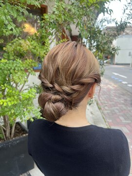 ヘアーラボ ハチ(HAIR LABO HACHI) 七五三シニヨンママアレンジ