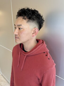 リノア 鵠沼海岸(LINOA) シャドウパーマ/スペインカール/サーフカール/フェード/ツイスト