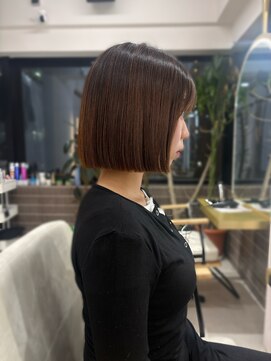 アイドットプラス 札幌大通り(i.+ODORI) 王道顎下1センチタッセルボブヘア