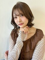 アモレット(amoretto)&nbsp;ベージュカラー 顔周りカットレイヤーカット アッシュカラー