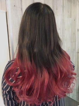 トムキャット(TOM CAT) 【新宿 TOMCAT】毛先ピンクグラーデーション  冬