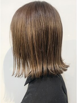 バイフィフス 原宿/表参道(by fifth) スモーキーベージュ○イルミナカラー○大人ボブ○明治神宮前