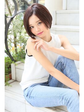 ロエナ(ROENA) 20代30代40代50代小顔カット黒髪ワンレンボブルフネビージュ前髪