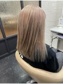リペアをしながらのホワイトピンクベージュ