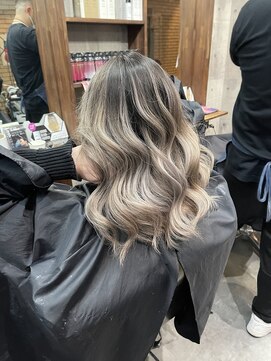 ラフ(LAFF) #黒髪#ボブルフ#ネビージュ#小顔#ワンレン