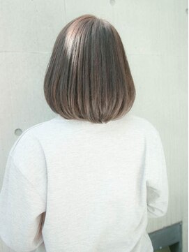 ルティア(Lutia) サラサラボブ