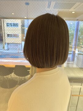 アイディール(:ideal) 20代30代ミニボブココアブラウン小顔美肌ストレート丸み