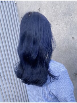 カルテット(Quartetto) 黒髪/前髪パーマ/グレーベージュ/レイヤーロング/インナーカラー