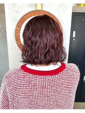 テトヘアー(teto hair) 赤レッドボブ ウェーブパーマ くるくる