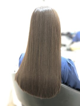 イレス 新札幌店(IRESU) ドレスヘア/ショコラアッシュ/弱酸性縮毛矯正/髪質改善/新札幌