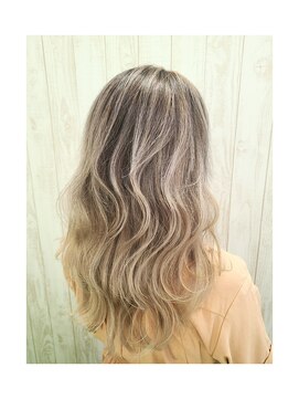 エスブランドワールドワイド(S BRAND world wide) ミルクティーバレイヤージュ☆