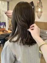 パークレーン アイス イヴェン(park lane ICI yeven)&nbsp;ブリーチなし　秋　オリーブ　アッシュ　レイヤーカット　/akari