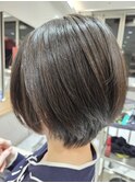 ショートボブ