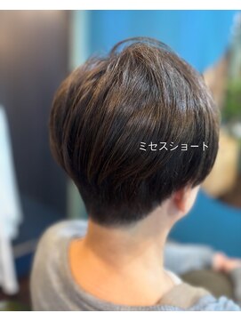 ハチ(.hachi) ミセス ショート