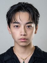 オーシャントーキョーオーバー 渋谷(OCEAN TOKYO OVER)&nbsp;センターパートフェザーパーマニュアンスパーマシャドウパーマ