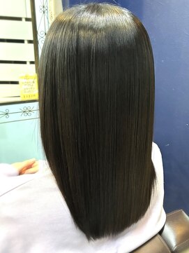 クラルス(CLARUS) 髪本来の美しい艶を取り戻す新技術【美髪再生】