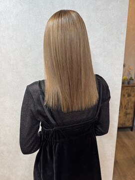 ブルーム(the Bloom) ヘーゼルベージュ