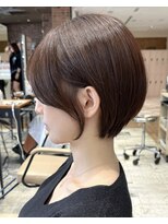 アフロート ルヴア(AFLOAT RUVUA)&nbsp;【岩田莉奈】ナチュラルレイヤーショートでひし形シルエット新宿
