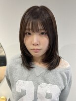 ラミエバイメルト 下北沢(lamie by melt) ミディアムレイヤーカット 顔周り透明感カラー オリーブベージュ