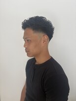オム グランド(HOMME GRAND)&nbsp;極道パーマ×ミドルフェード